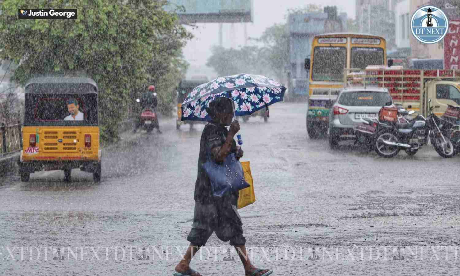 Surprise showers cool Chennai residents, rains to continue for 2 days
