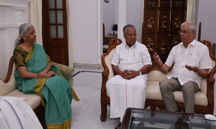 Kerala CM, Governor meet Union Minister Nirmala Sitharaman in Delhi