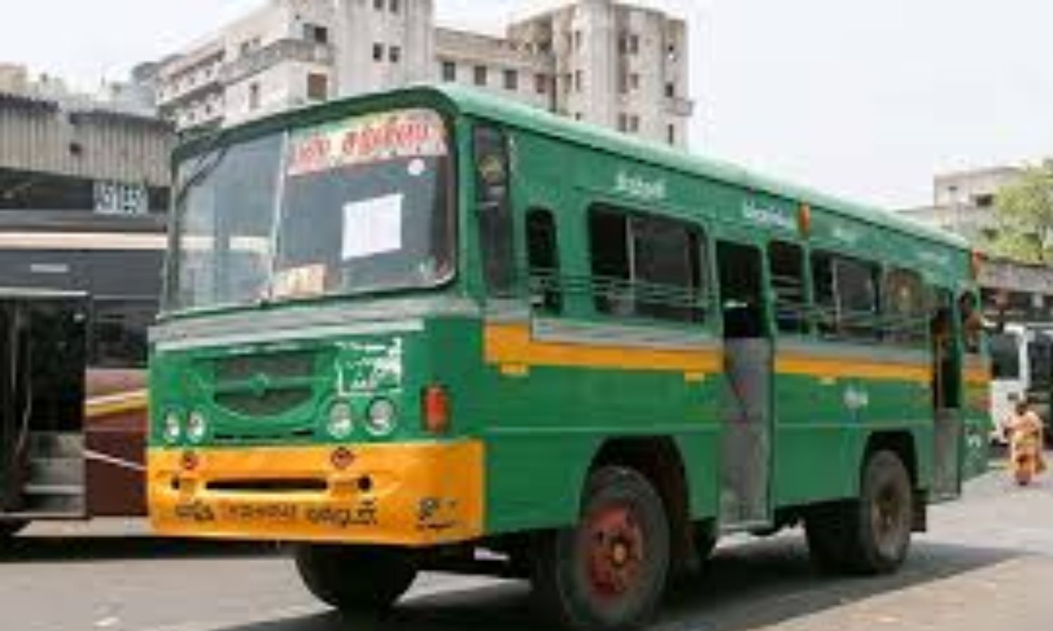 Chennaiites rally to retain S23 mini bus service amid route extension concerns Chennaiites rally to retain S23 mini bus service amid route extension concerns