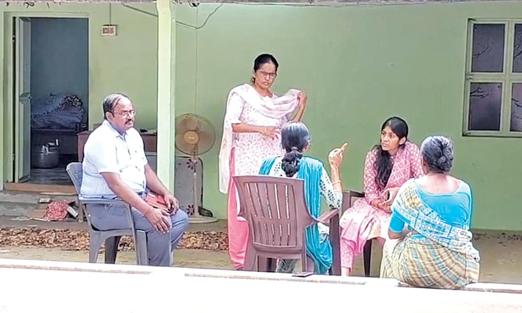 CB-CID starts probe into Palladam triple murder case CB-CID starts probe into Palladam triple murder case