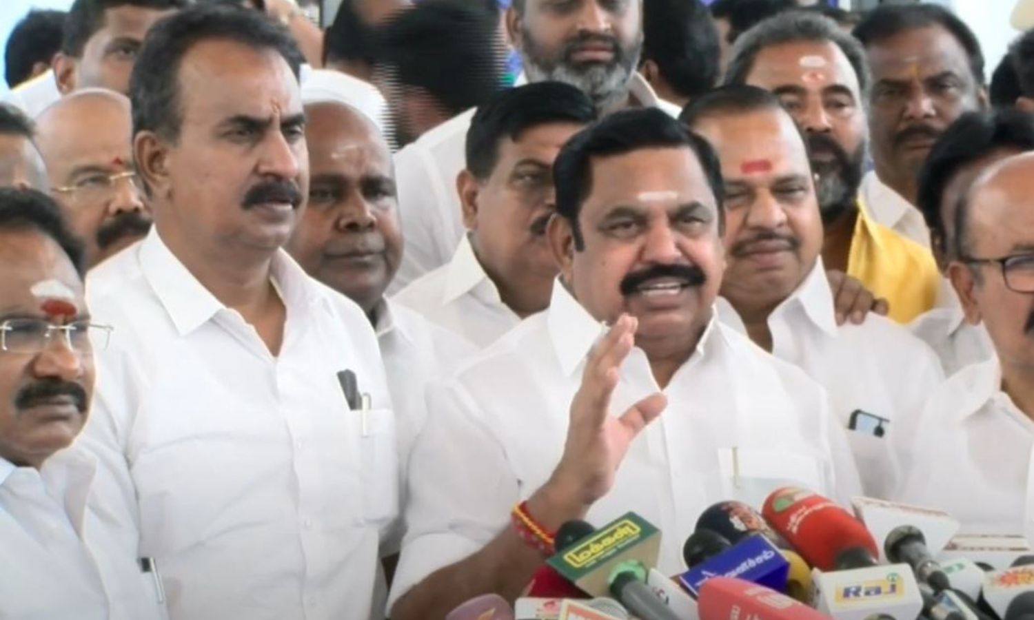 Oppn voice muffled, says AIADMK; stages walkout Oppn voice muffled, says AIADMK; stages walkout