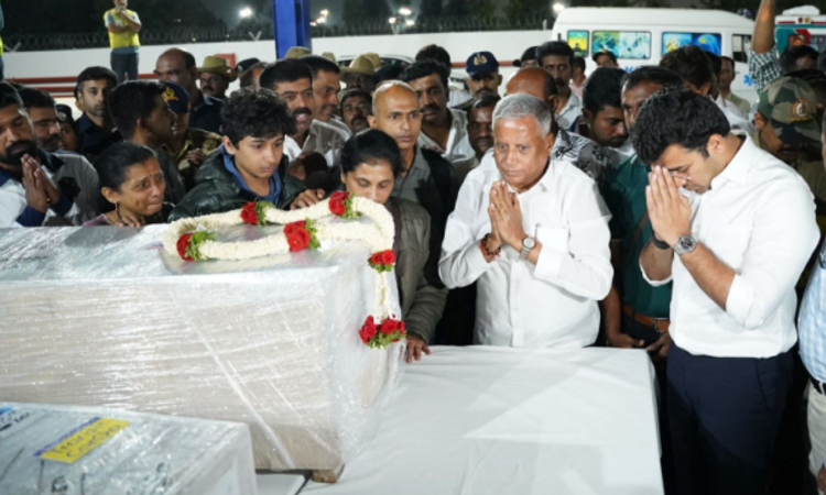 Last rites of two Karnataka tourists killed in Pahalgam terror attack to be held with police honours Last rites of two Karnataka tourists killed in Pahalgam terror attack to be held with police honours
