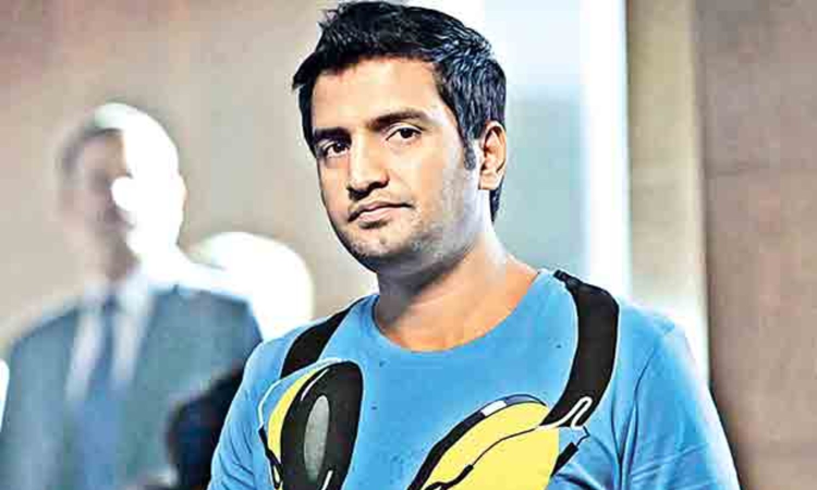 Santhanam reunites with STR after a decade