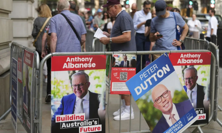Australians vote in election with high prices, shortage of housing major issues Australians vote in election with high prices, shortage of housing major issues