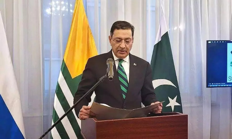 Pakistan threatens nuclear response if India attacks or disrupts water flow Pakistan threatens nuclear response if India attacks or disrupts water flow