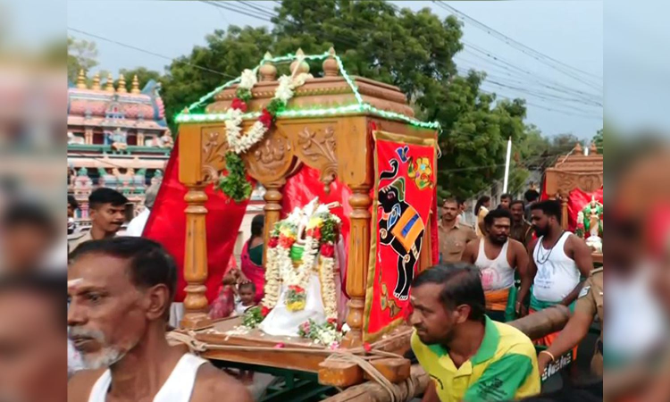 Kutty Japan’s temple festival sparkles with marathon fireworks Kutty Japan’s temple festival sparkles with marathon fireworks