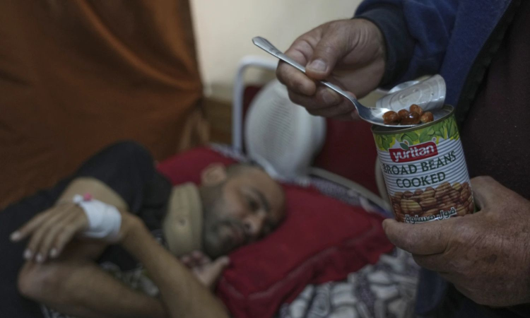 Israels blockade means Gazas hospitals cannot provide food to recovering patients Israels blockade means Gazas hospitals cannot provide food to recovering patients