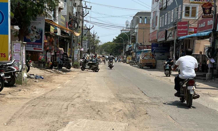 Worn-out Balaji Street irks residents of Ambattur zone Worn-out Balaji Street irks residents of Ambattur zone