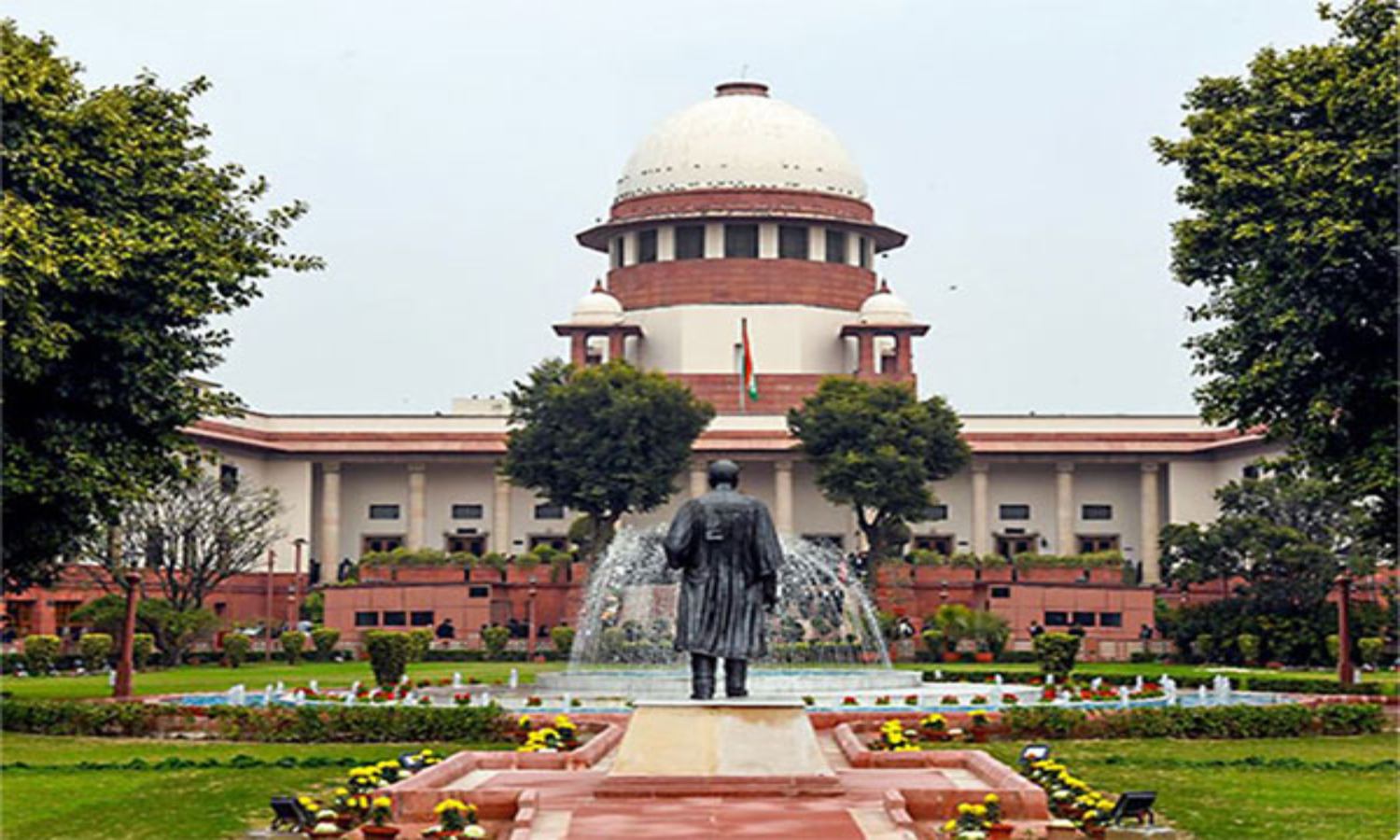 Setback for UP as SC mulls putting in abeyance nod to Banke Bihari Temple Corridor