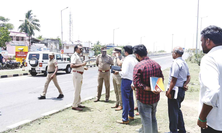 No caution sign caused mishap in Thanjavur; toll six No caution sign caused mishap in Thanjavur; toll six