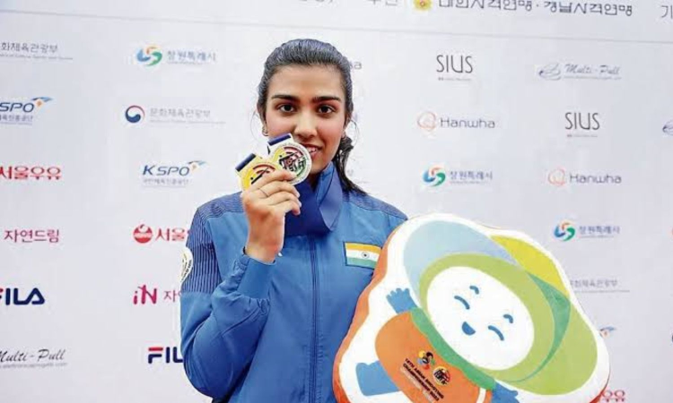 Raiza Dhillon clinches silver in womens skeet event at ISSF Junior World Cup 2025 Raiza Dhillon clinches silver in womens skeet event at ISSF Junior World Cup 2025