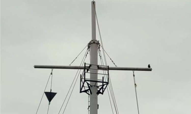 Storm warning cage 3 to be raised at 2 ports in Tamil Nadu Storm warning cage 3 to be raised at 2 ports in Tamil Nadu
