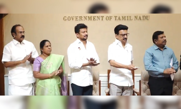 CM Stalin unveils Elimai Aalumai to deliver services within a day CM Stalin unveils Elimai Aalumai to deliver services within a day