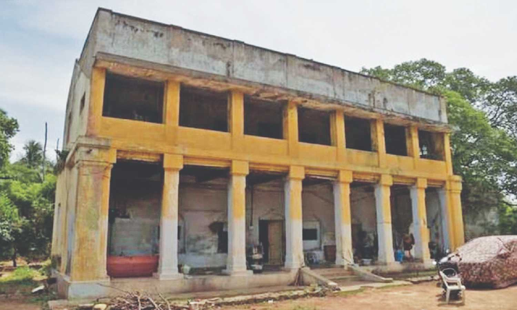 Retired surveyor alleges MGRs property usurped Retired surveyor alleges MGRs property usurped