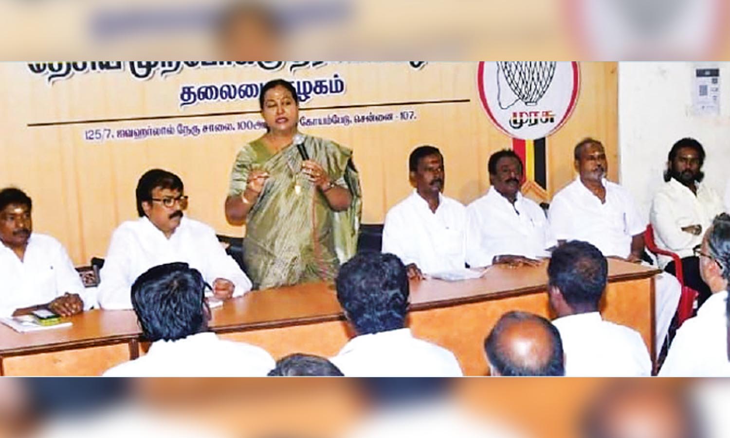 DMDK’s Premalatha, Vijaya to embark on statewide tour with eye on 2026 polls DMDK’s Premalatha, Vijaya to embark on statewide tour with eye on 2026 polls