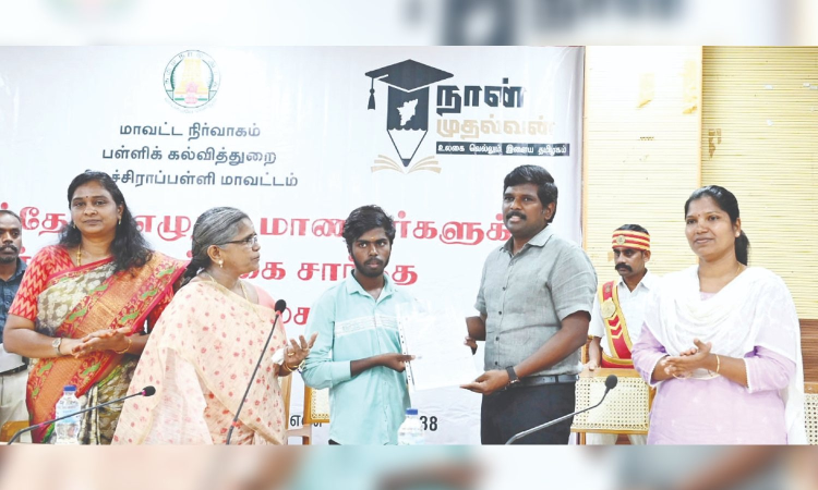 Special meet addresses admission woes of class 12 students in Tiruchy Special meet addresses admission woes of class 12 students in Tiruchy