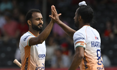 Winless Indian men’s and women’s teams seek positive results after string of losses Winless Indian men’s and women’s teams seek positive results after string of losses