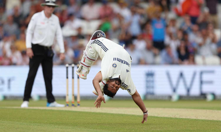 Pant goes past Dhoni for most Test tons by an Indian ’keeper Pant goes past Dhoni for most Test tons by an Indian ’keeper
