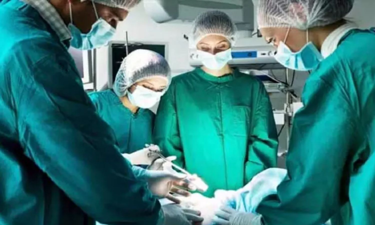 Chennai pvt hospital relieves woman with 2 tumorous wombs of pain Chennai pvt hospital relieves woman with 2 tumorous wombs of pain