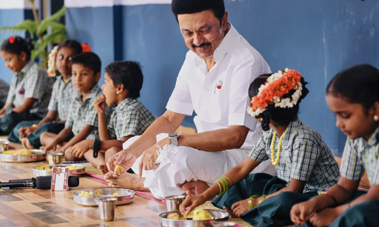 CM’s breakfast scheme expanded to Government-aided schools in Tamil Nadu CM’s breakfast scheme expanded to Government-aided schools in Tamil Nadu