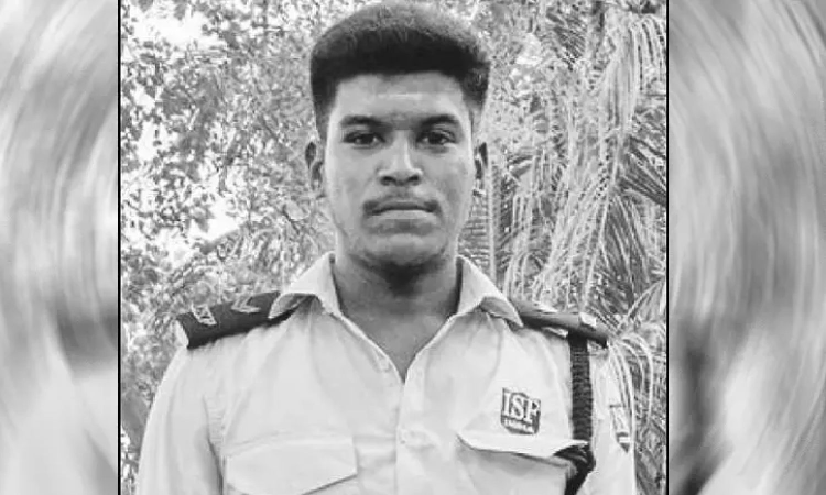 Sivaganga youth taken for questioning over missing jewellery dies, 6 cops suspended Sivaganga youth taken for questioning over missing jewellery dies, 6 cops suspended