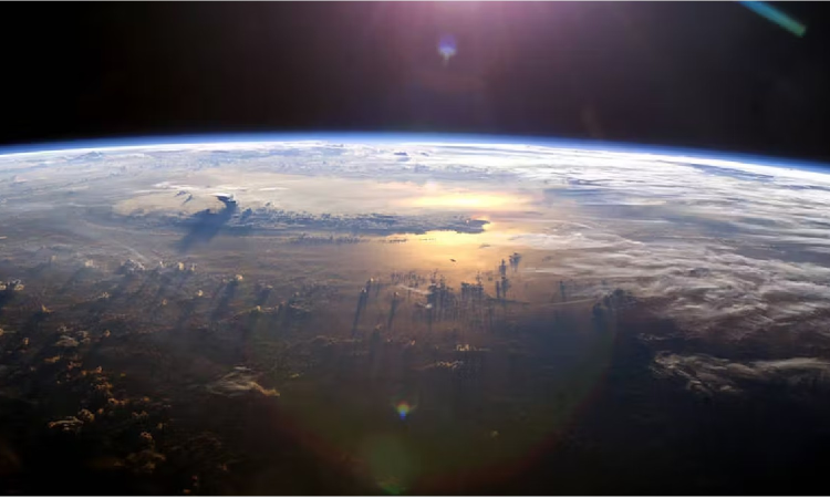 Energy in, energy out: Earth trapping much more heat than climate models forecast Energy in, energy out: Earth trapping much more heat than climate models forecast
