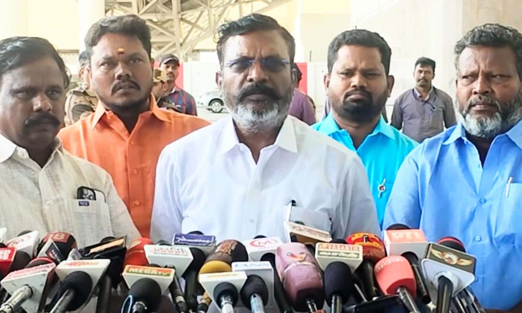 Oraniyil Tamil Nadu will unite secular forces: VCK chief Thirumavalavan Oraniyil Tamil Nadu will unite secular forces: VCK chief Thirumavalavan