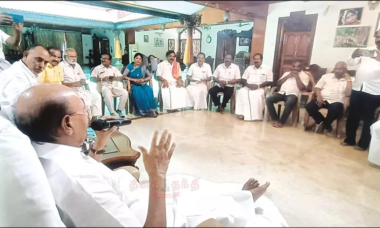 Ramadoss ousts Anbumani from PMK executive committee Ramadoss ousts Anbumani from PMK executive committee