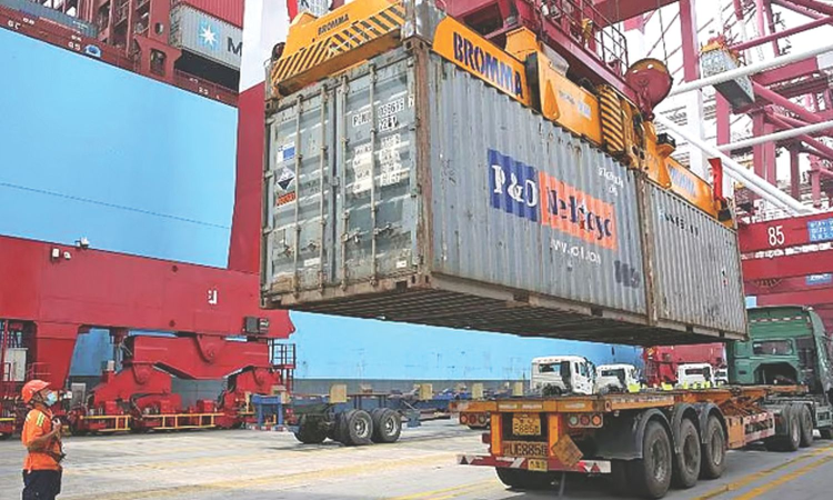 Moving up: ‘You can build the port, but who will run it?’ Moving up: ‘You can build the port, but who will run it?’
