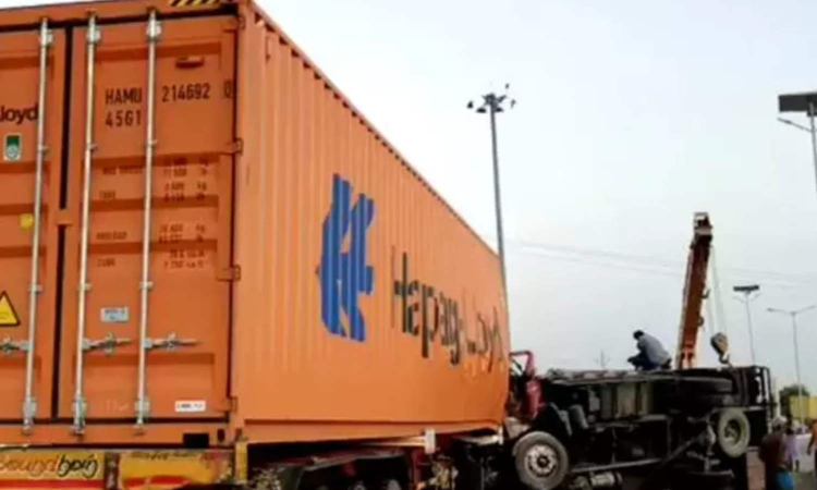 Three people killed in van-container lorry collision in Virudhunagar Three people killed in van-container lorry collision in Virudhunagar