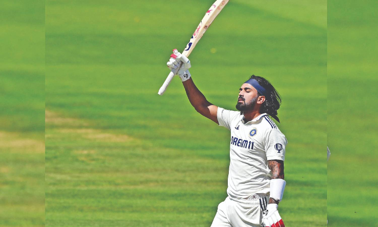 Rahul’s 100 helps India draw level with England’s score of 387 on Day 3 Rahul’s 100 helps India draw level with England’s score of 387 on Day 3