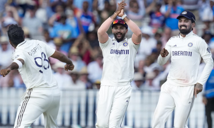 England set India 193-run target after being bowled out for 192 England set India 193-run target after being bowled out for 192