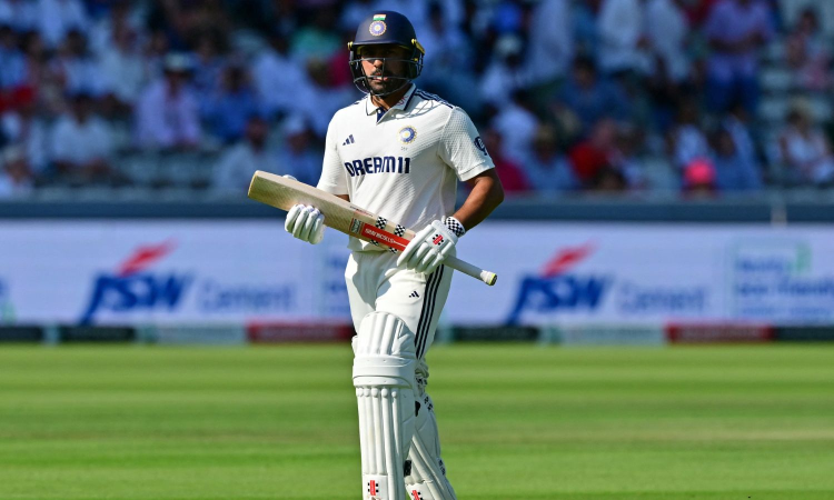 Technical fault in his game might draw curtains for Karun Nair Technical fault in his game might draw curtains for Karun Nair