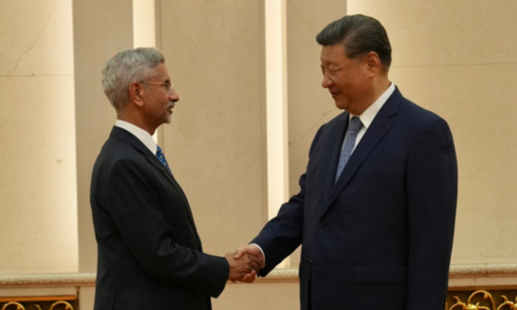 EAM Jaishankar meets Chinese President Xi Jinping, discusses India-China ties EAM Jaishankar meets Chinese President Xi Jinping, discusses India-China ties