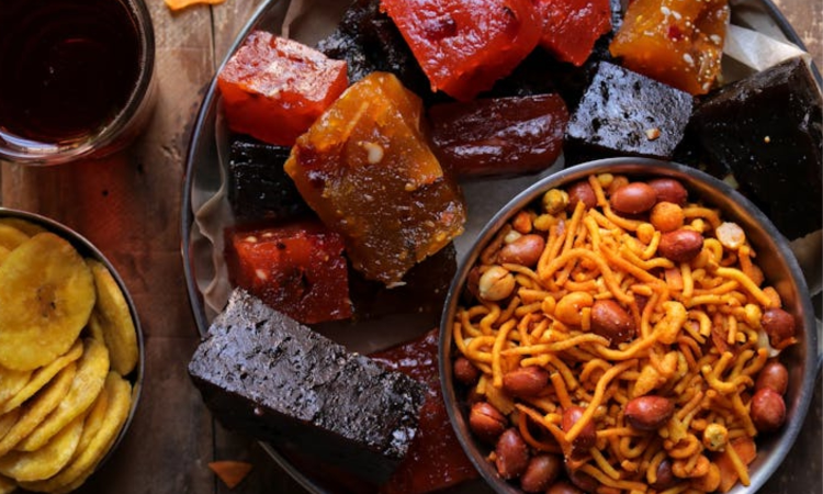 Health ministry asks ministries, departments to display oil, sugar content in Indian snacks Health ministry asks ministries, departments to display oil, sugar content in Indian snacks