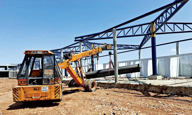 Delayed work at Tiruvallur bus terminus picks up pace Delayed work at Tiruvallur bus terminus picks up pace