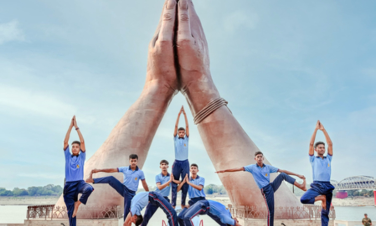 Unable to sleep well? Yoga, tai chi, walking may help Unable to sleep well? Yoga, tai chi, walking may help