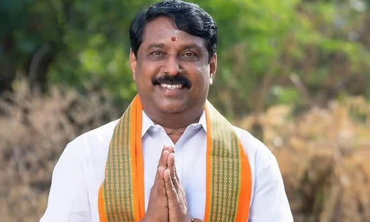 TN BJP chief Nainar dials EPS as power share talk hits coalition TN BJP chief Nainar dials EPS as power share talk hits coalition