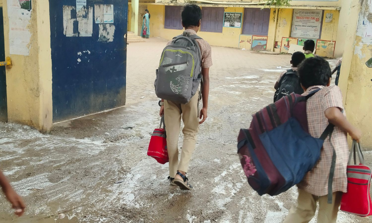 Govt school in Ponneri flooded after water pipeline burst Govt school in Ponneri flooded after water pipeline burst