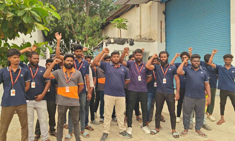 Workers at Poonamallee private factory protest over wages, unsafe conditions Workers at Poonamallee private factory protest over wages, unsafe conditions