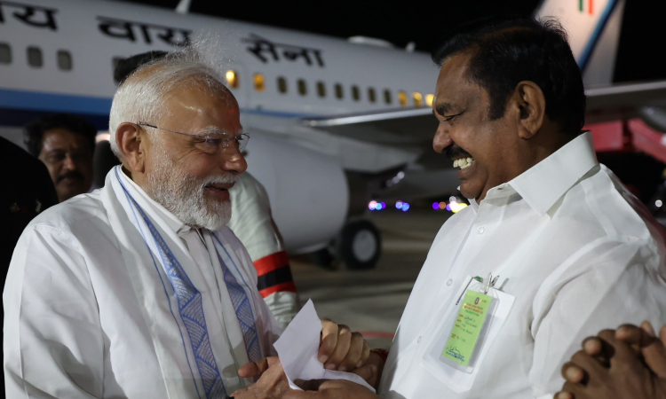 EPS meets PM Modi at Tiruchy airport, first since AIADMK-BJP alliance renewal