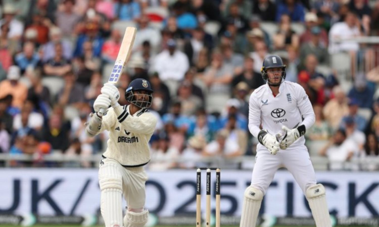 India secure morale-boosting draw after hundreds by Gill, Jadeja and Washington India secure morale-boosting draw after hundreds by Gill, Jadeja and Washington