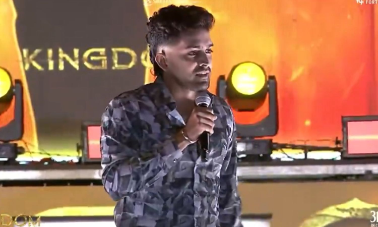 I want to be a star, please clap for my intro: Kerala actor Venkiteshs speech at Kingdom films pre-release event goes viral I want to be a star, please clap for my intro: Kerala actor Venkiteshs speech at Kingdom films pre-release event goes viral