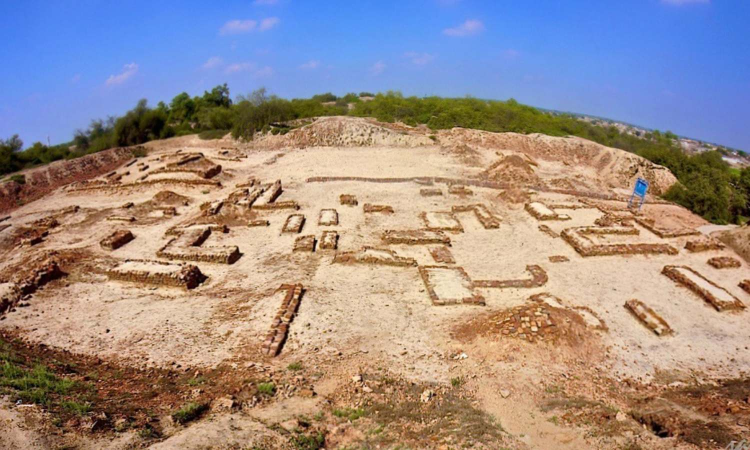 Researchers unearth first confirmed Harappan settlement in Thar Desert Researchers unearth first confirmed Harappan settlement in Thar Desert