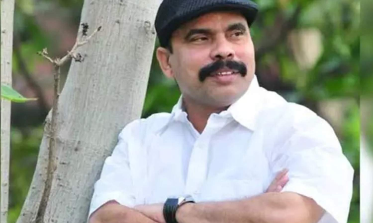 Tamil Film actor Powerstar held by Delhi Police over Rs-5 crore loan fraud Tamil Film actor Powerstar held by Delhi Police over Rs-5 crore loan fraud