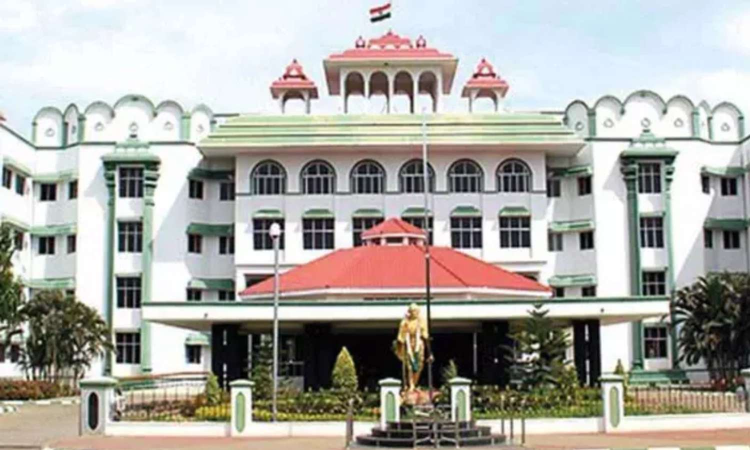 Madras HC orders govt home to hand over minor’s custody to mother Madras HC orders govt home to hand over minor’s custody to mother