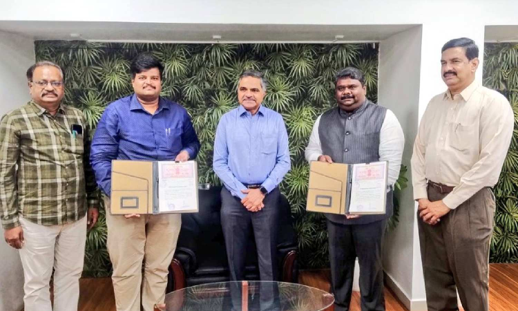 MTC ties up with Torrent Gas, THINK Gas to boost CNG infrastructure MTC ties up with Torrent Gas, THINK Gas to boost CNG infrastructure