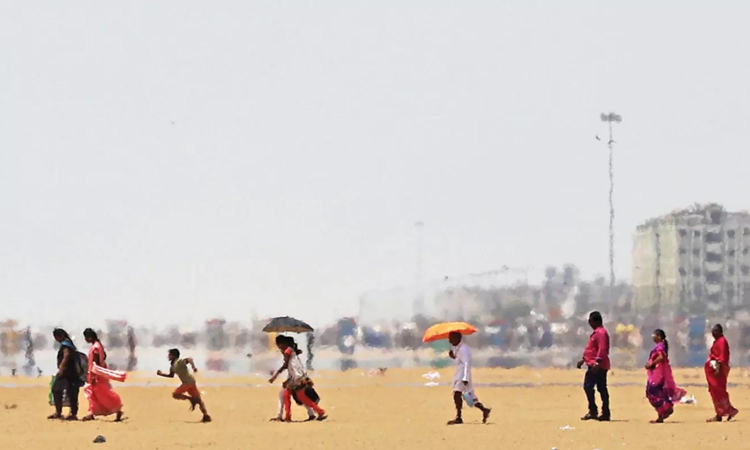 High humidity, isolated rains in store for Chennai, says weather blogger High humidity, isolated rains in store for Chennai, says weather blogger