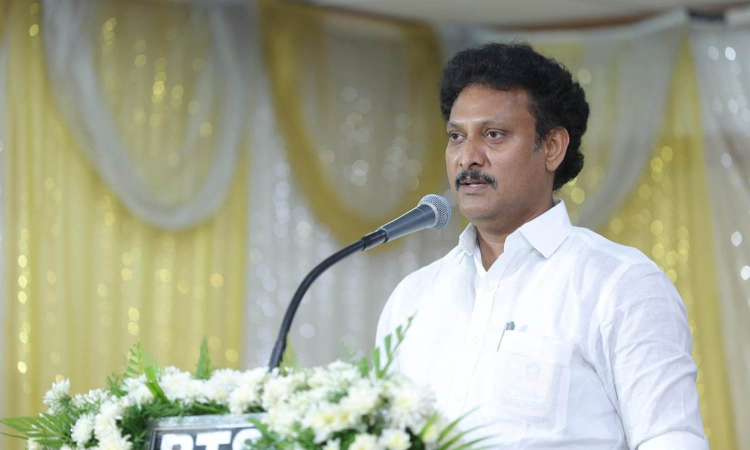 Prioritize Maths and English to ensure desired results in SLAS: TN Minister Anbil Mahesh Prioritize Maths and English to ensure desired results in SLAS: TN Minister Anbil Mahesh