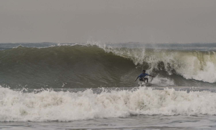 Asian Surfing Championships: Kovalams Kishore Kumar stuns Japans Ikko to enter semi-final Asian Surfing Championships: Kovalams Kishore Kumar stuns Japans Ikko to enter semi-final
